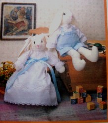4682  BUTTERICK 20'' VICTORIAN RABBIT BOY,GIRL DOLLS, CLOTHING PATTERN